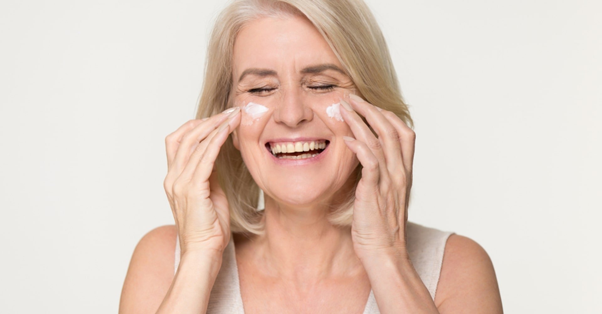 Descubra como montar rotina de skincare para pele madura